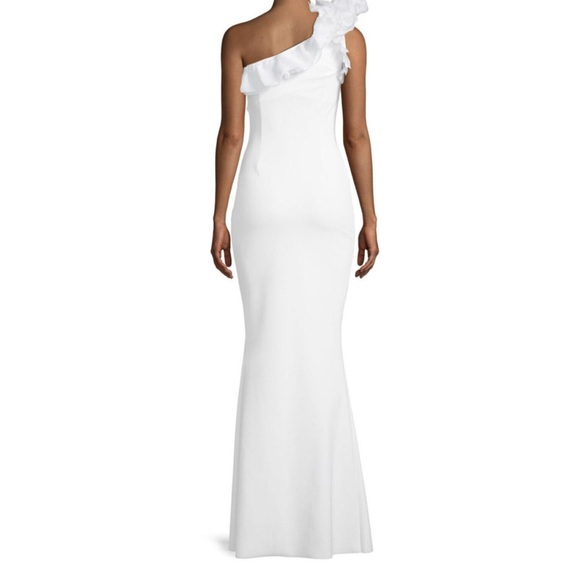 Chiara Boni La Petite Robe Elisir
Gown White originally $1400 - Picture 3 of 10